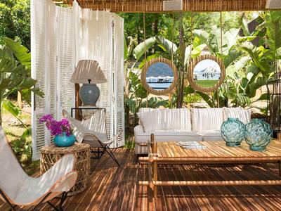 The Beach Lounge