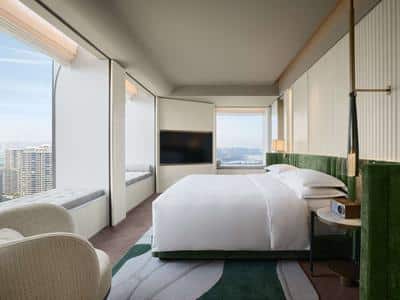 Fairmont Gold Bayview Suite