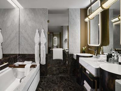 Fairmont Deluxe Room
