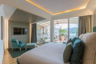 Sea View Executive Suite