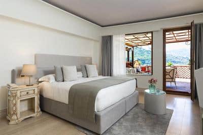 Deluxe Sea View Room