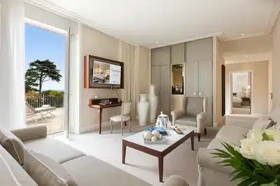 Sea Terrace Prestige Suite