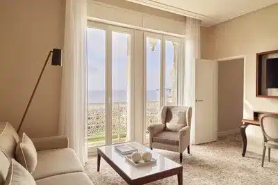 Sea Deluxe Suite