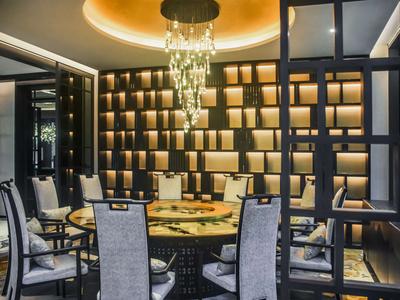Royal China Restaurant