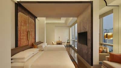 2 Queen Beds, Club Access