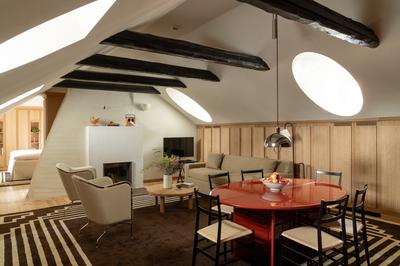Penthouse Suite 23