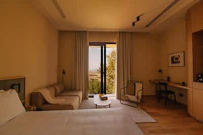 Panorama Room