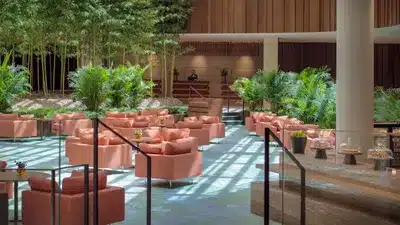The Lounge Restaurant
