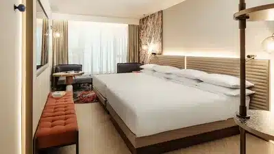 2 Double Beds