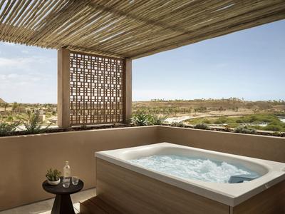 Lagoon Suite