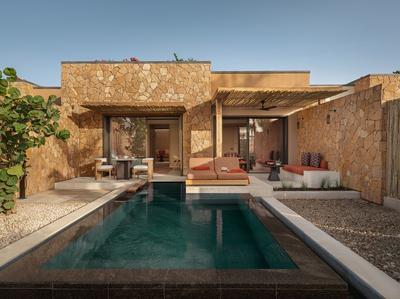 Pool Suite