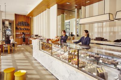 Pastry Shop