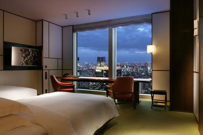 2 Twin Beds