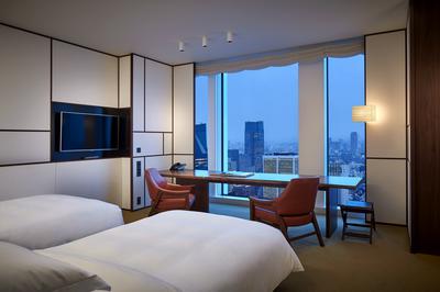 2 Twin Beds