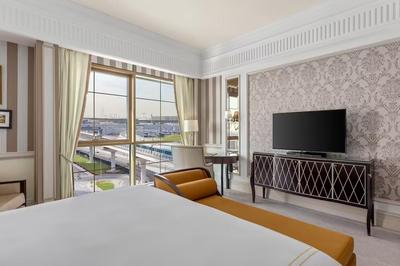 Grand Deluxe Room
