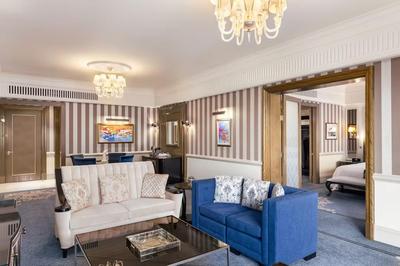 Empire Suite