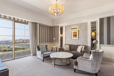 Diplomat Suite