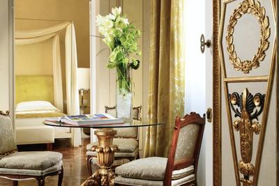 104 Frescoed Suite