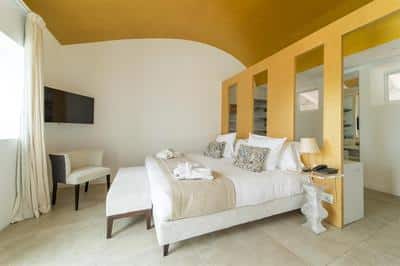 Quadruple Suite
