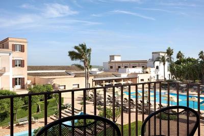 Junior Suite Pool View