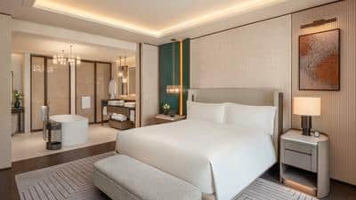 Signature Suite