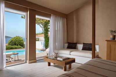 Two Bedroom Bungalow Sea View Private Pool