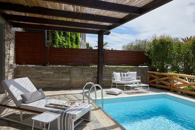 Suite with Private Pool Nero