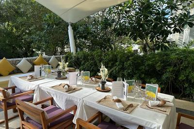 The Seasons Restaurant