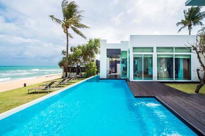 Three Bedroom Beachfront Villa