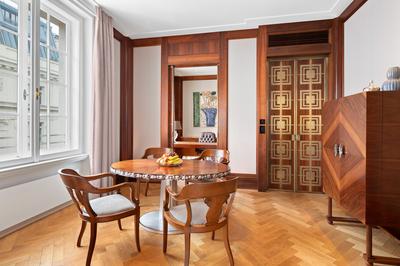 Diplomat Suite