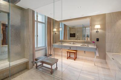 Ambassador Suite