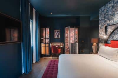 Prestige Room