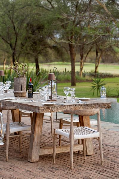 Poolside Dining