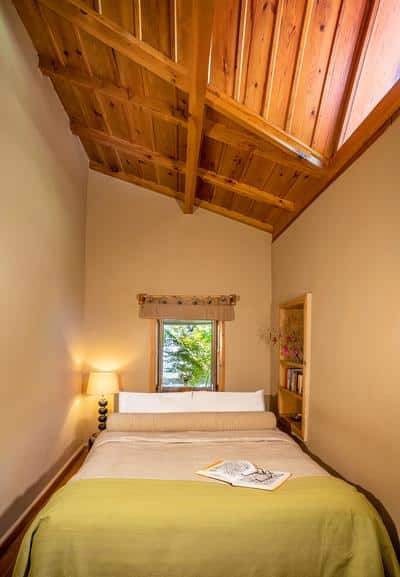 Oak Cottage Room
