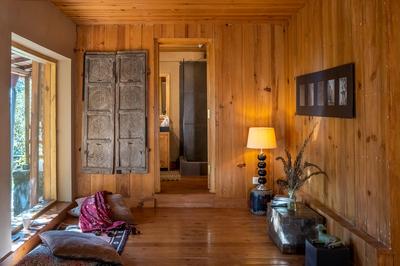 Wild Iris Lodge Room