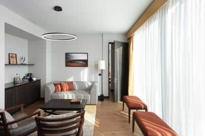 Deluxe Suite