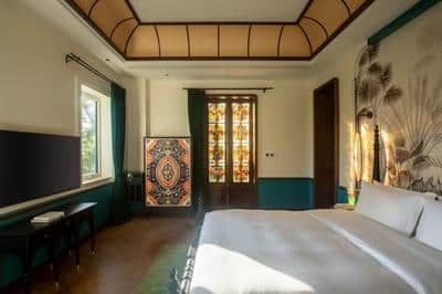 Deluxe View Room