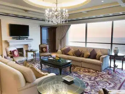 1 King 3 Single 3 Bedroom Grand Royal Suite