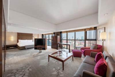Diplomatic Suite
