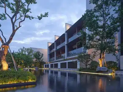 1 King Essential Garden River View