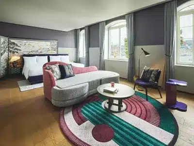 2 Double Suite Main Building