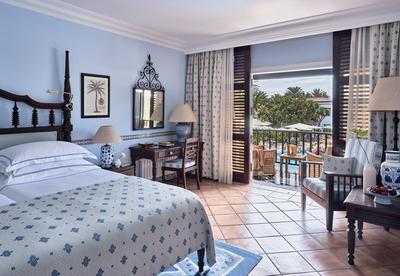 Double Room Deluxe with Pool View
