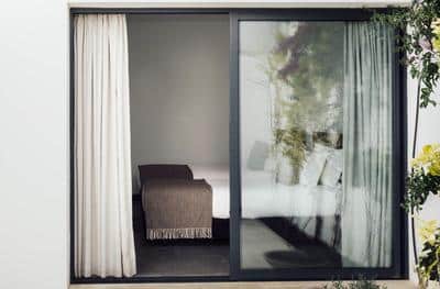 Land Suite