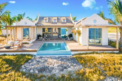 Dream Pavilion Six Bedroom Oceanfront Villa