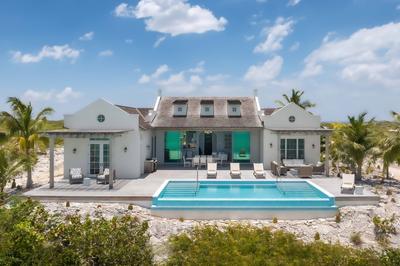 Puesta del Sol Four Bedroom Oceanfront Villa
