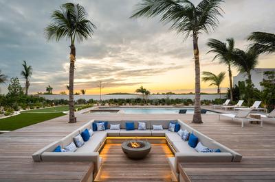 Dream Away Four Bedroom Oceanfront Villa
