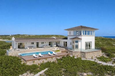 Lands End Four Bedroom Oceanfront Villa