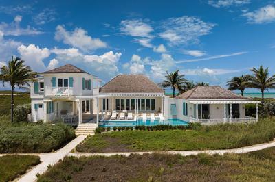 Carpe Diem Four Bedroom Oceanfront Villa