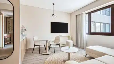 1 Bedroom Loft Suite Premium