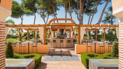 Garden Bar